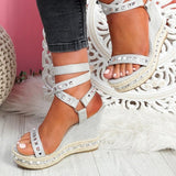 Amozae- Daily Numy Wedge Rock Studs Sandals