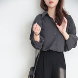 tomboy fits High-Grade Gray Pointed Collar Shirt Women's Loose Retro Design Sense Niche Temperament Drape Long Sleeve Shirt Fashion