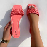 Women's Slides 2021 Fashion Twist Flat with Summer Beach Shoes Woman New Outside Wear Candy Color Party Slippers for Ladies